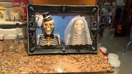 animated/haunted wedding portrait/skeleton people talks 3-D Halloween vintage