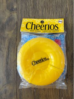 2010 Cheerios Tot Container Yellow Baby Snack Cup Toddler Travel Flip Top Lid