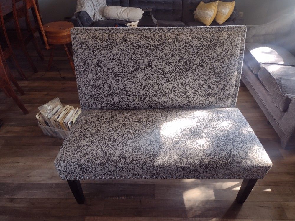 Bench Fabric w/ Wood Legs