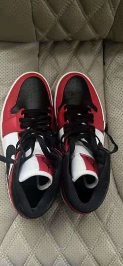 Men’s Air Jordan 1 Mid - Size 8