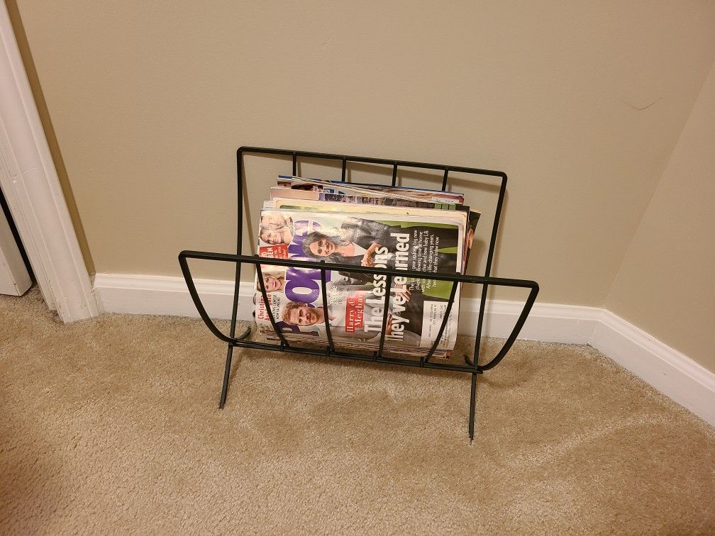 Magazine Holder