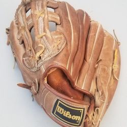 Wilson Force 1 A9856 snap action softball baseball glove for left-handed thrower