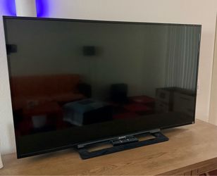 Sony Bravia TV with Antenna