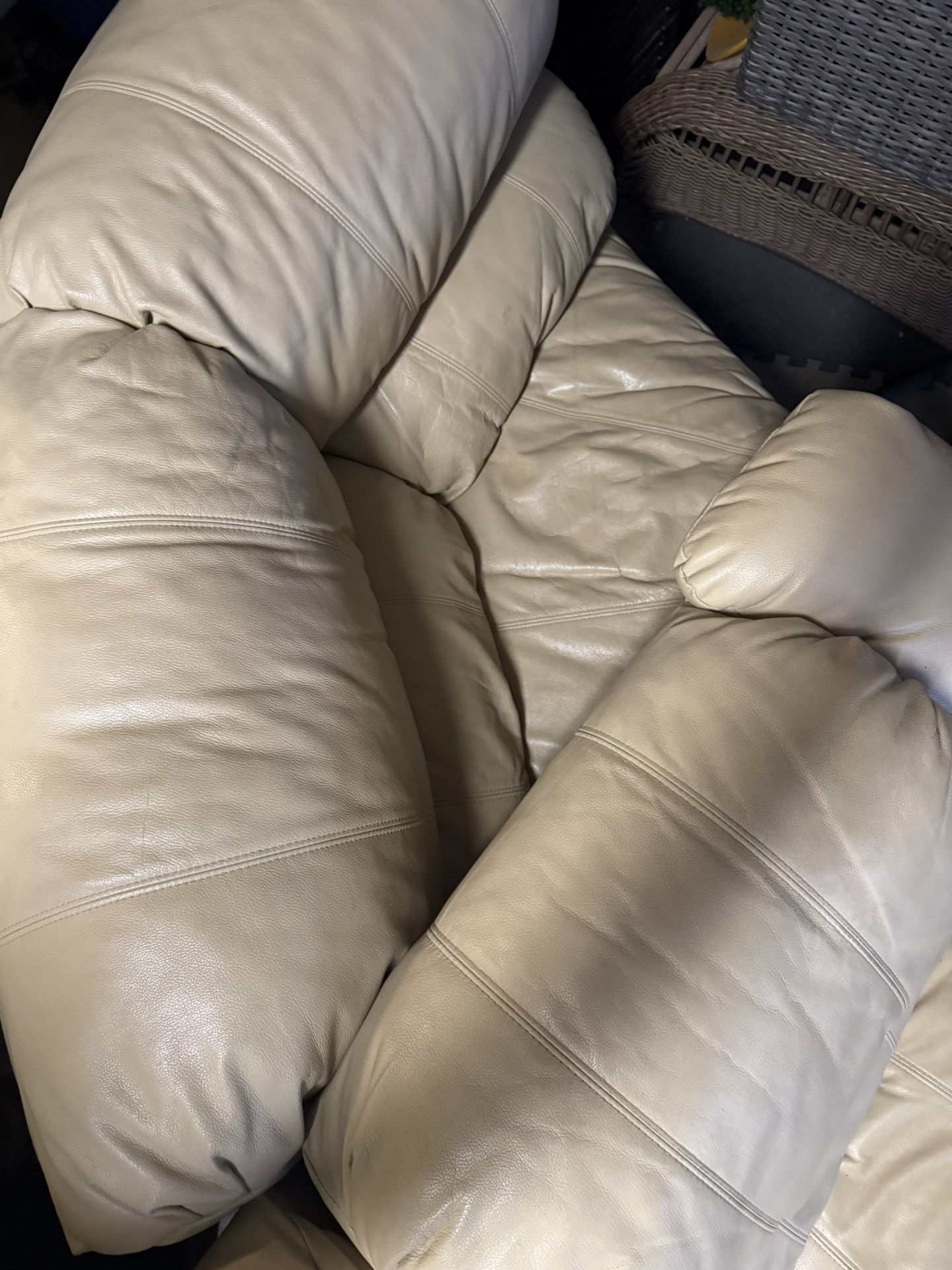 Tan Leather Couches With Recliner