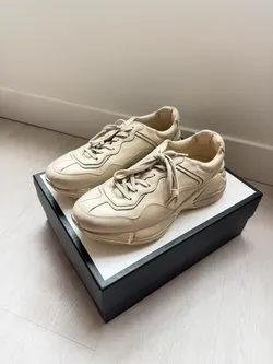 Gucci Rhyton Leather Sneakers Ivory - Gucci 9.5 (US 10) - Like New Full Set