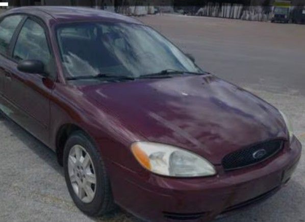 2006 Ford Taurus