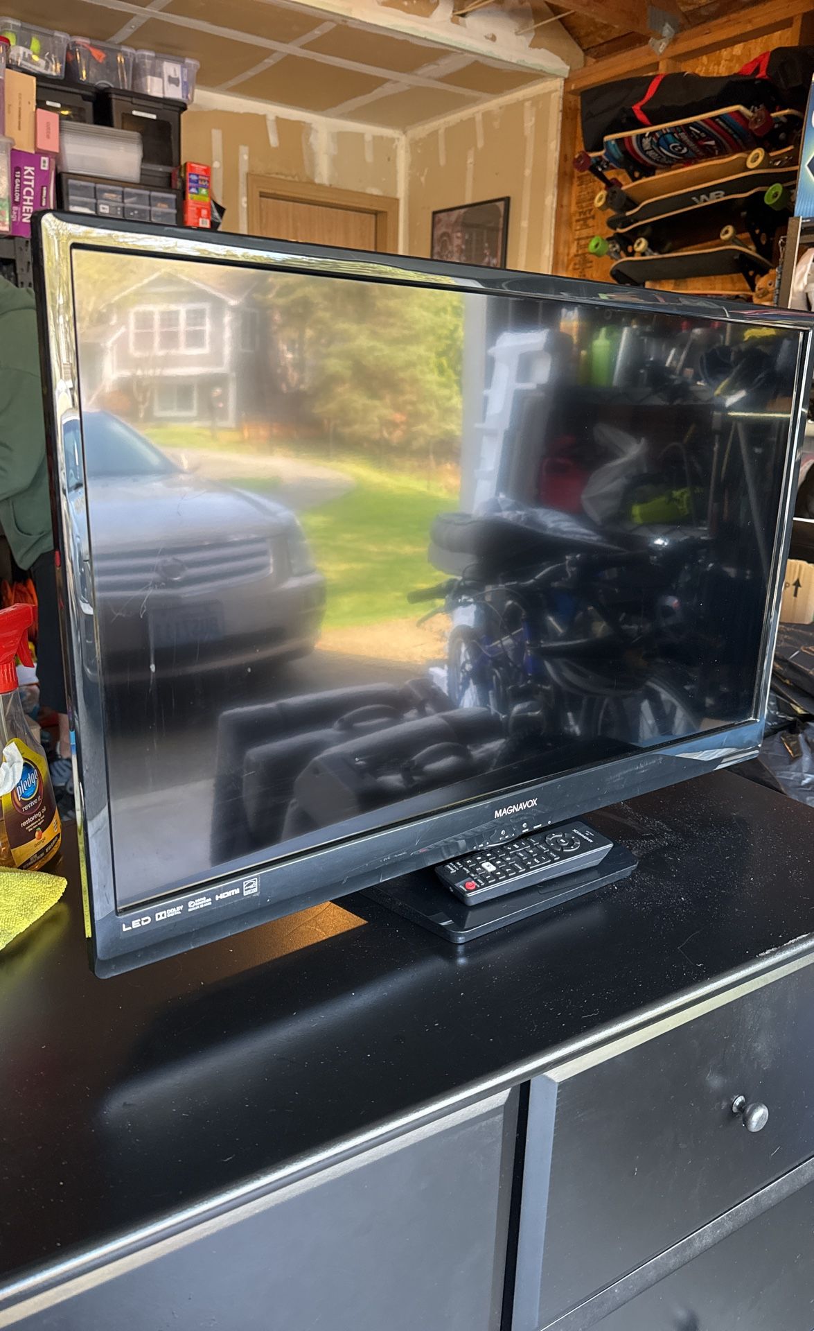 Magnavox 32” TV