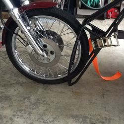 Motorcycle tow braket