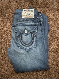 BRAND NEW TRUE RELIGION JEANS! Size 32