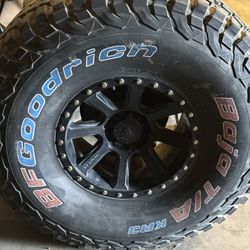 BFGs 40x12.50x17 Mamba A71 Wheels 6x5.5 Bolt Pattern 