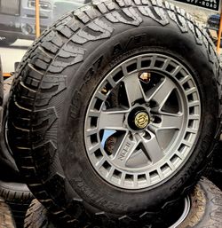 All 4 Wheels 17x9 Tires 35 Of Road Available 