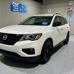2018 Nissan Pathfinder SL