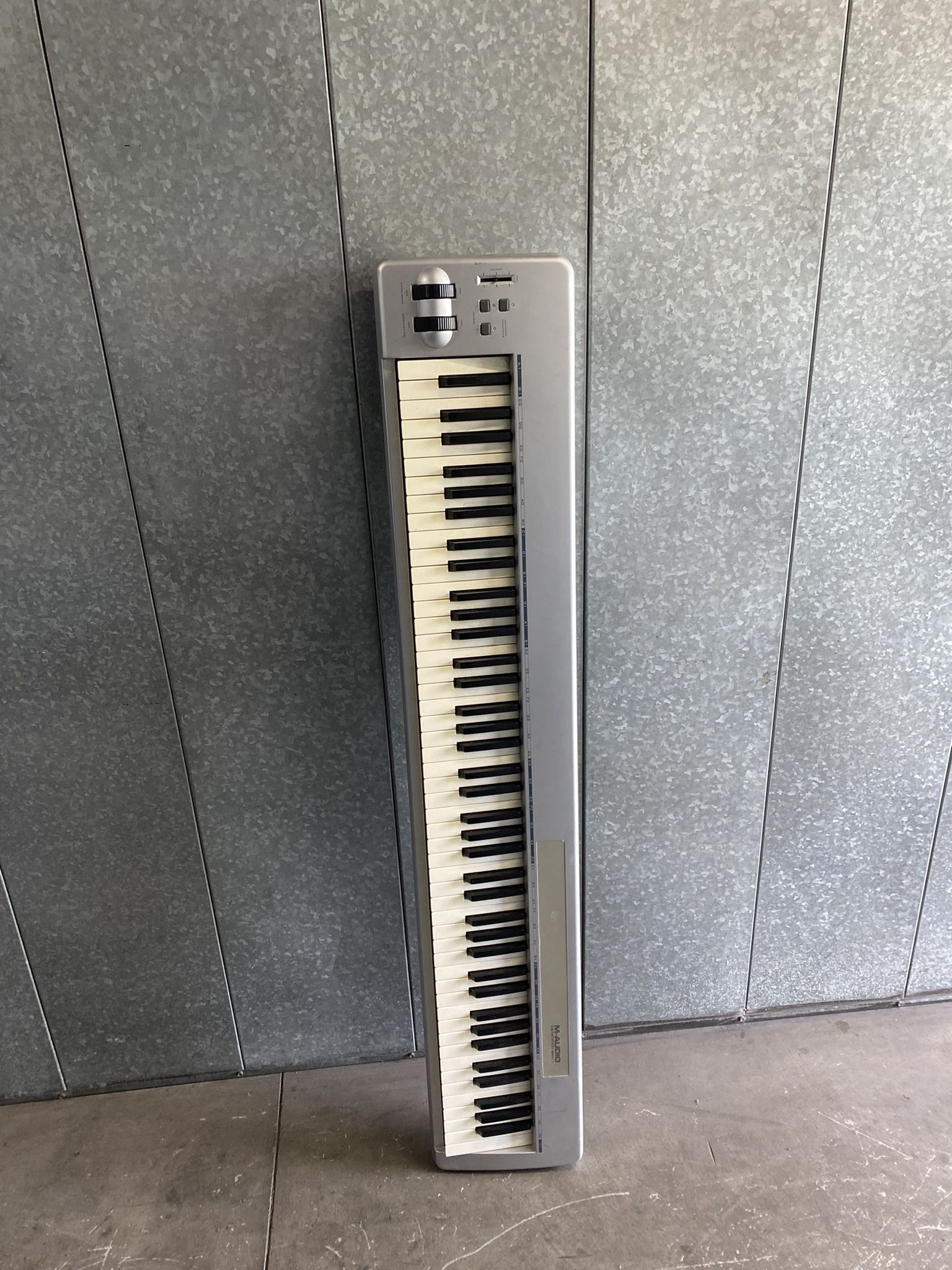 M-Audio 88 Electronic Keyboard
