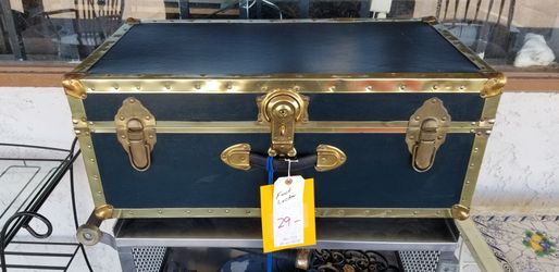 Trunk We Are Located At 2811 E Bell Rd In The Front Building J K Furniture Another Time Around For Phoenix Az Offerup Trunk We Are Located At 2811 E Bell Rd, J And K Furniture Phoenix