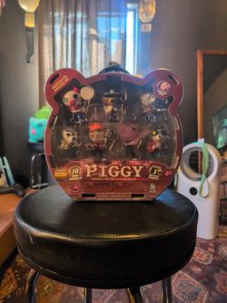 Piggy Minifigure Mega Case Pack Series 2