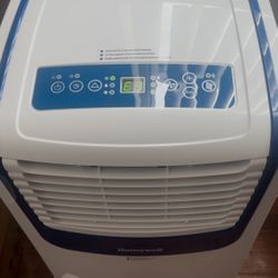 Honeywell 9,000 BTU Portable Air Conditioner for Bedroom, Living Room, Apartment, 115V, Cools Rooms