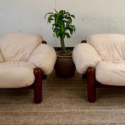 Vintage Gruppo Dam Leather Armchairs