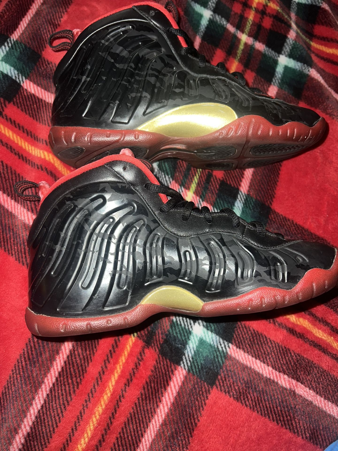 Halloween Size 5 Nike Vampire