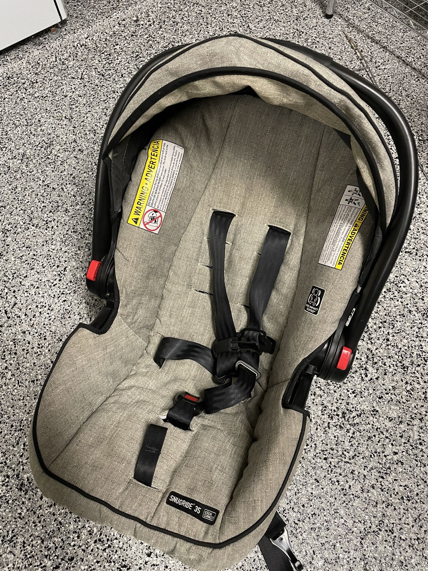 Graco Infant Car Seat With Base