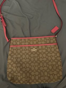 Not free Coach bag make offer
