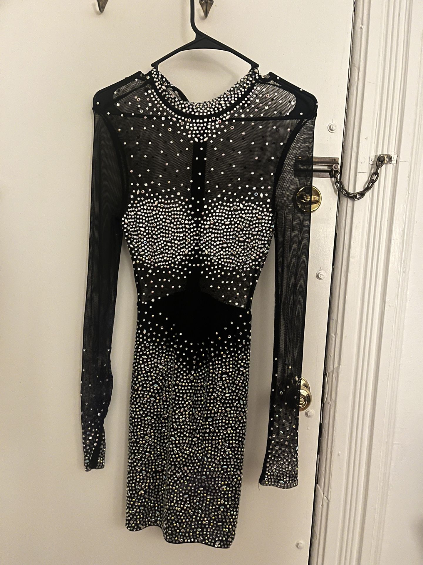 WINDSOR like new sequins dress size M