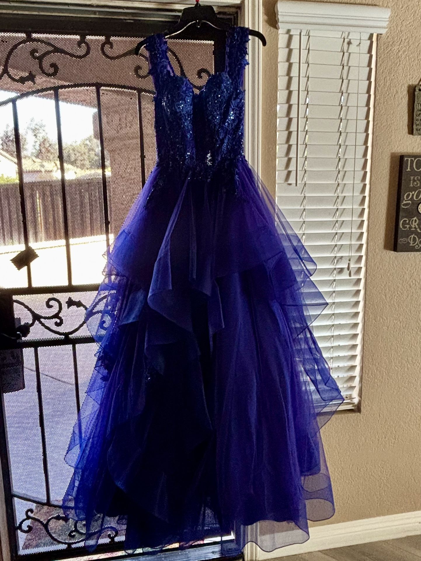 Camille La Vie - Formal Dress