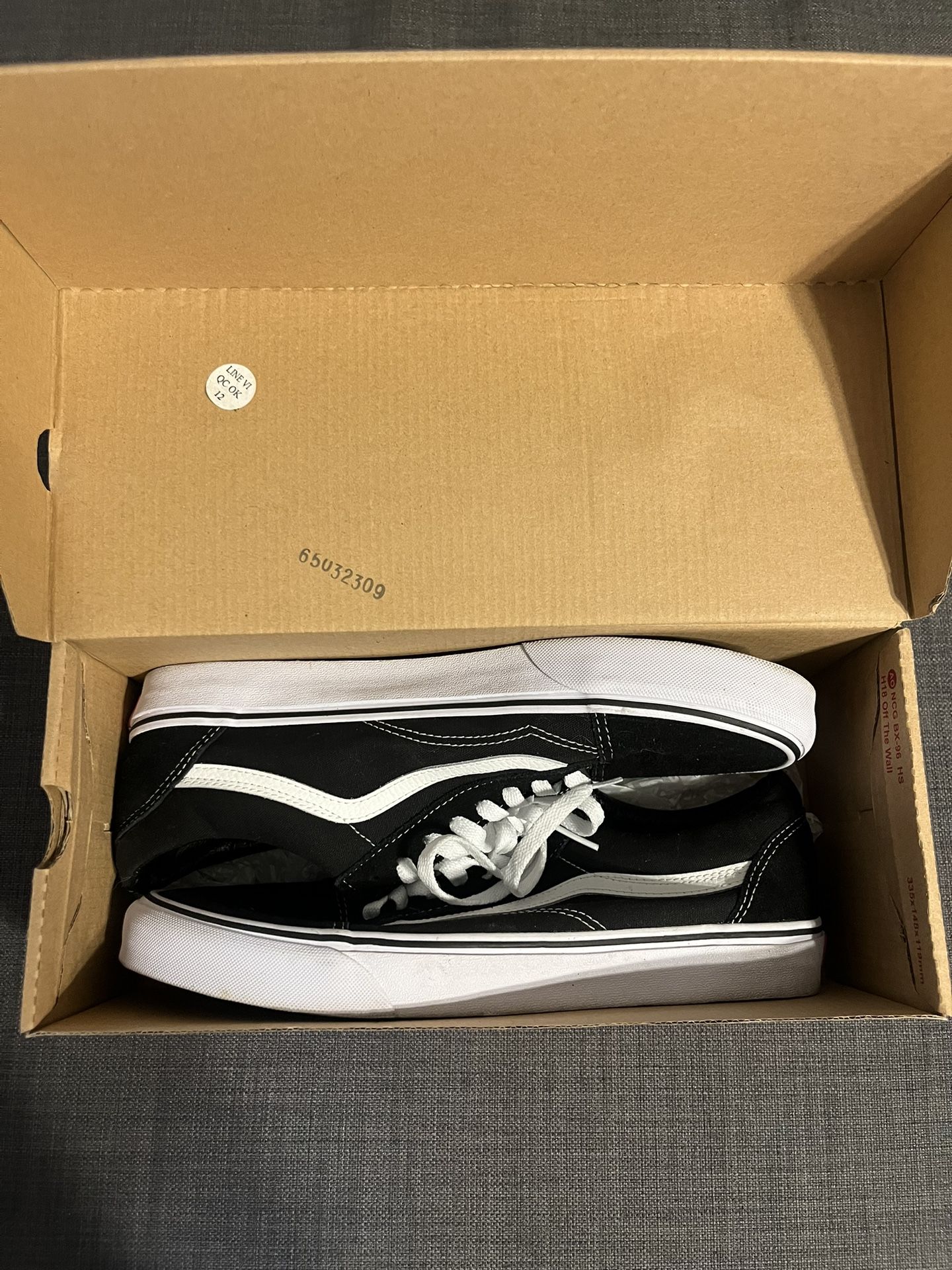 Vans Classic Mens Shoes