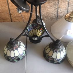 beautiful 4 blubs  need gone Asap