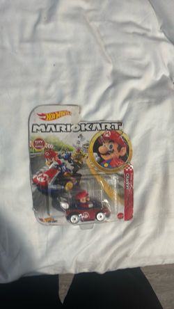 Mattel Hot Wheels Mario Kart die-cast vehicle featuring Mario in the Wild Wing kart