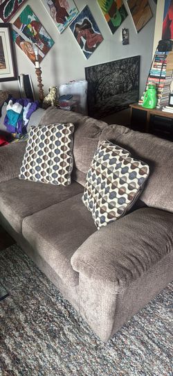 Comply Taupe Loveseat