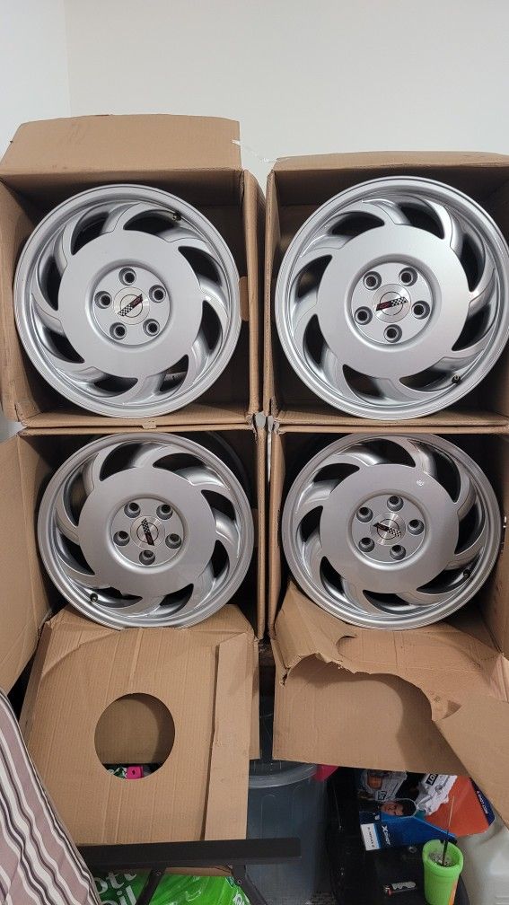 C4 Corvette Wheels