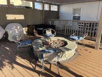 4 Lounge Outdoor Chairs