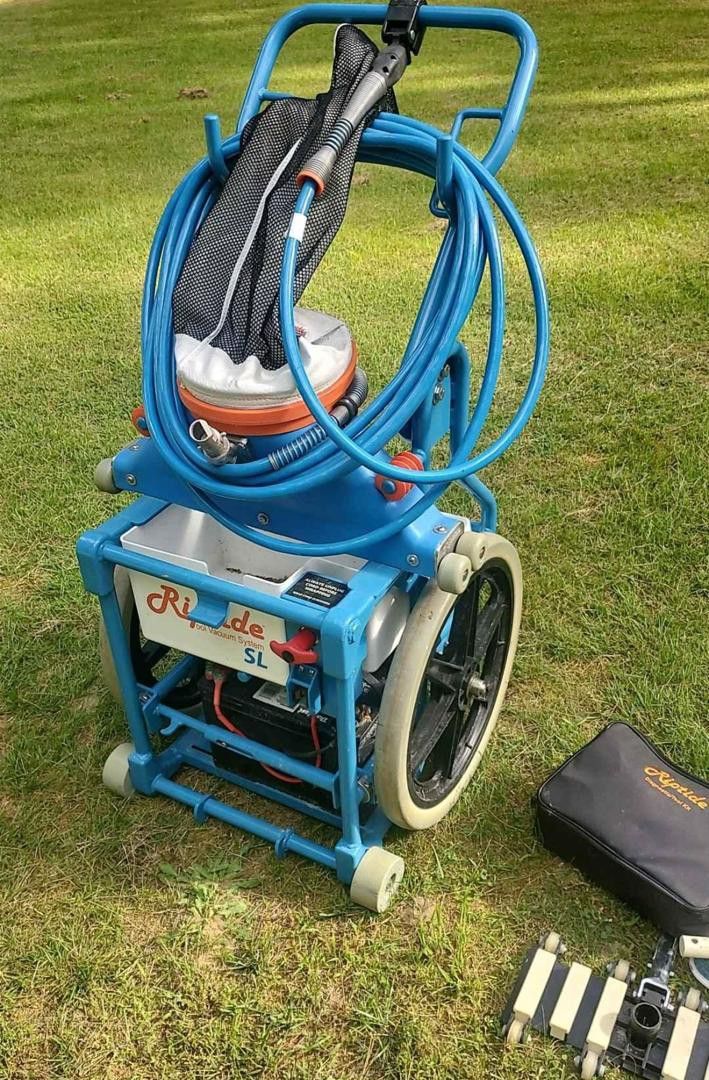 Riptide Pool Vacuum Cleaner