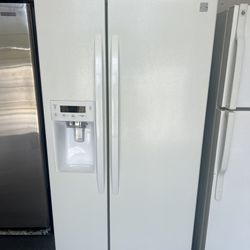 Refrigerator 33 “ Wides 