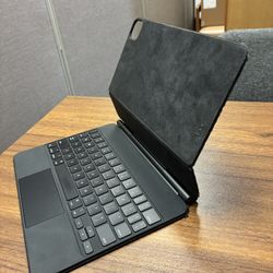 iPad Magic Keyboard iPad Pro 1st-4th 11” and iPad Air 4th and 5th Gen 