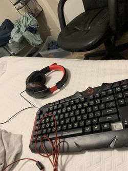 Hyper X Keyboard And Headset