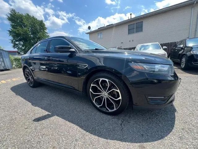 2015 Ford Taurus