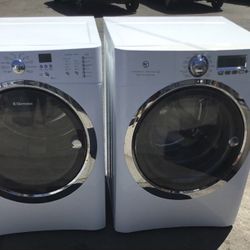 Electrolux Washer & Gas Dryer 