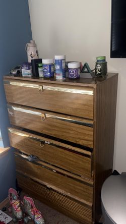 Free dresser