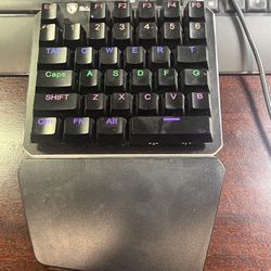 Sades One Hand Gaming Keyboard 