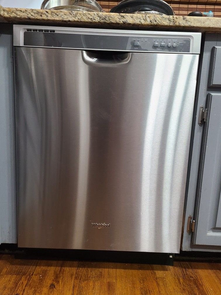 Whirlpool Dishwasher 