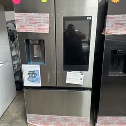 Samsung Family Hub Refrigerator 