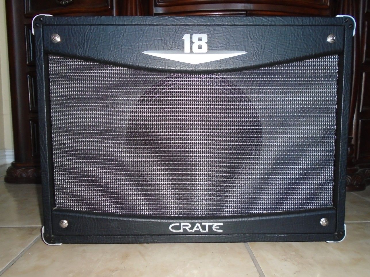 Crate V18 guitar tube amp