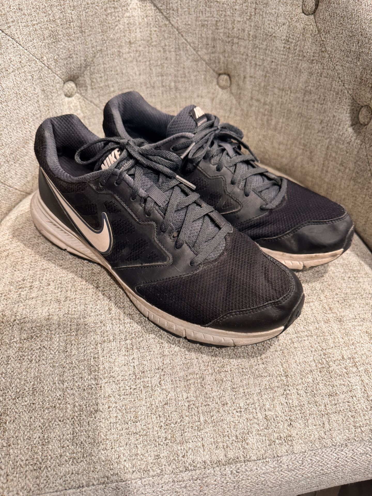Nike Down Shifter 6 Running Shoes 10.4 Men’s