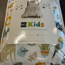  Brand NEW Animal Print comforters  FOR CHILDREN. 