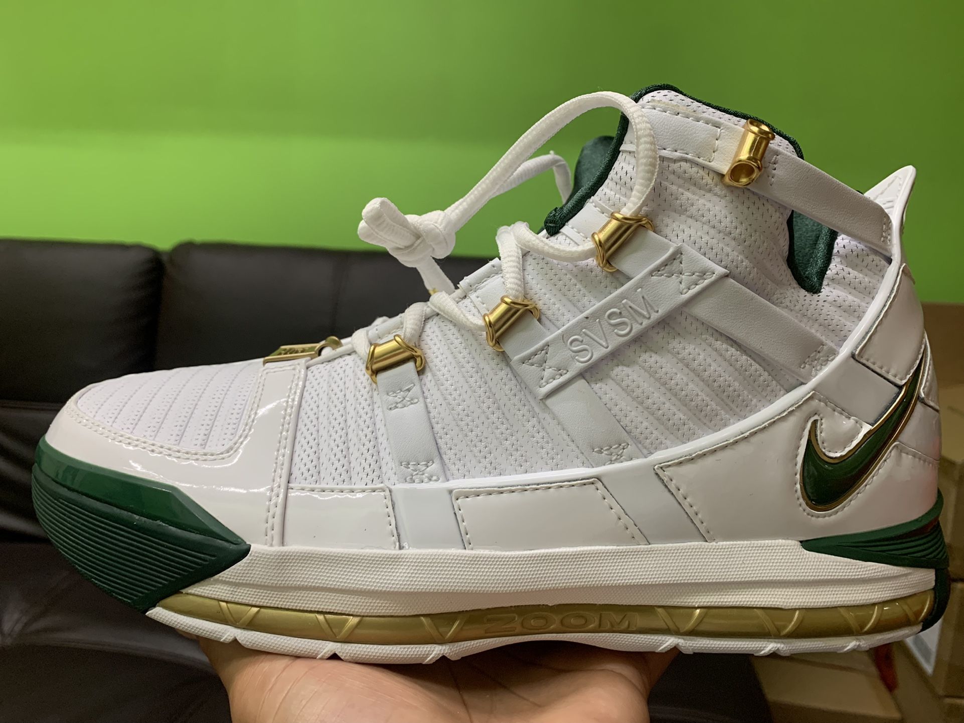 Shoes Zoom LEBRON III QS