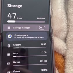 MOTO RAZR+ 2024