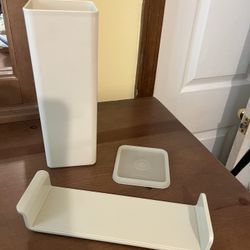 Vintage Tupperware Cheese/cracker Holder