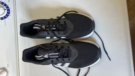 Men’s Adidas size 9