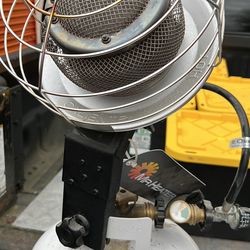 Propane 40lb tanks with MR. Heater lamp